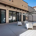 Corte Matrase\' By Apartments To Art